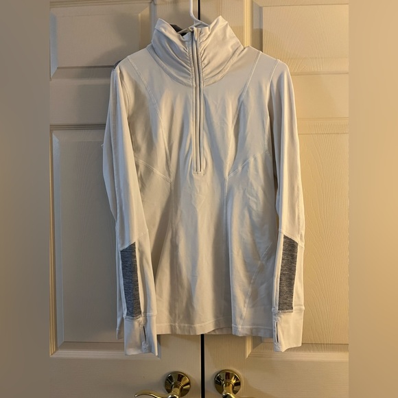 Lululemon Quarterzip - Picture 1 of 3